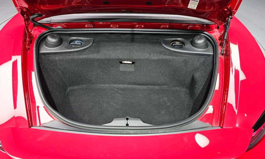 Porsche 718 4.0 GTS, 2024