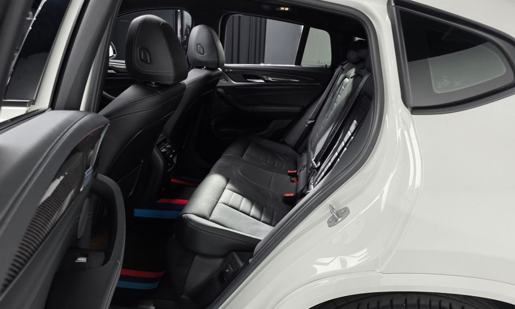 BMW X4 xDrive M40i, 2022