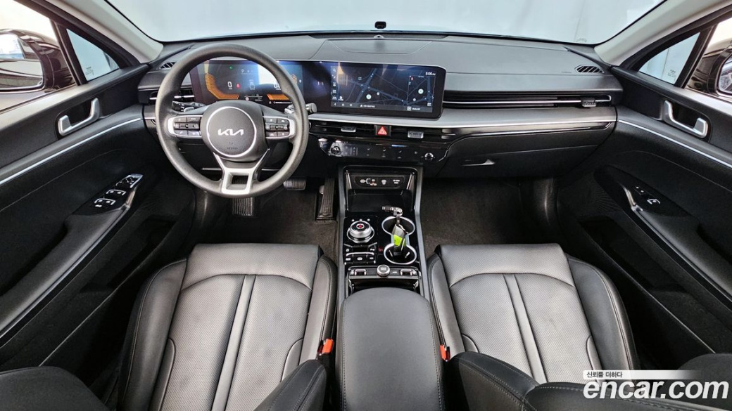Kia K5 2.0, 2024