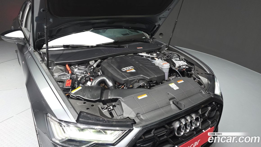 Audi A6 45 TFSI Quattro Premium, 2025