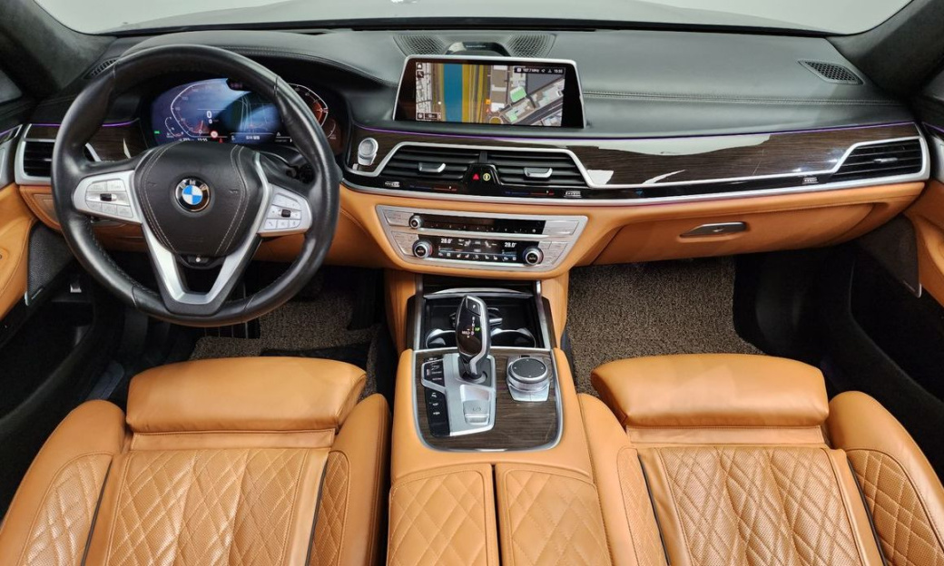 BMW 7-Series 730d xDrive Design Pure Excellence, 2022
