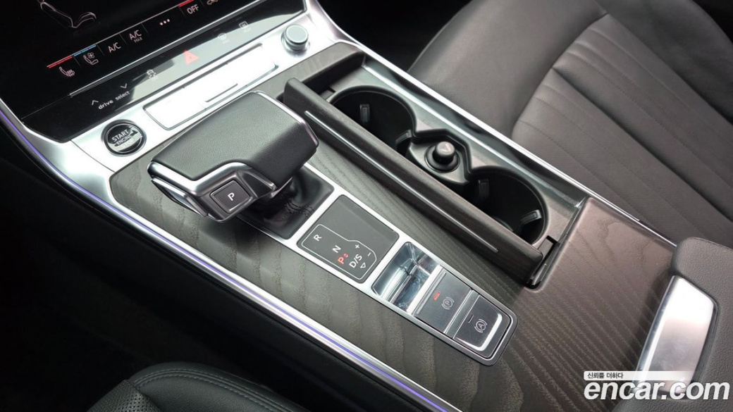 Audi A6 45 TFSI Quattro Premium, 2022