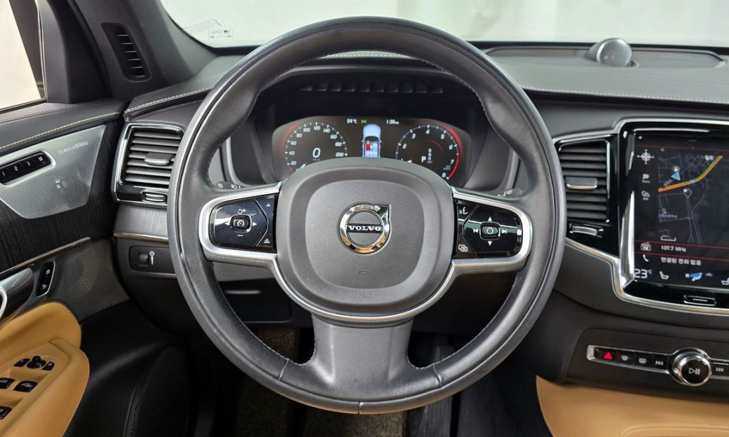 Volvo XC90 B6 Inscription, 2022