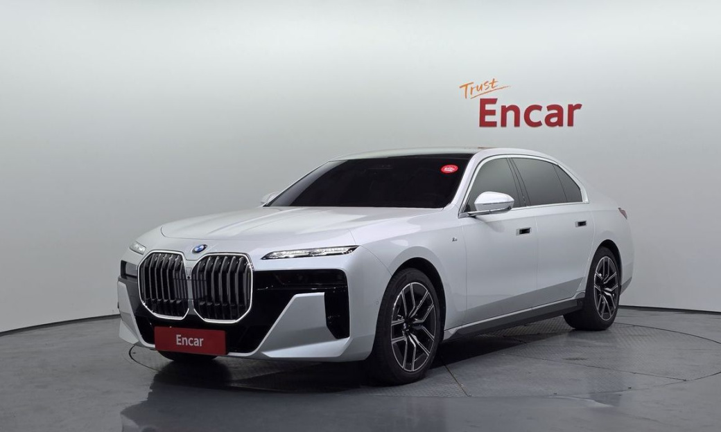 BMW 7-Series 740d xDrive M Sport, 2025