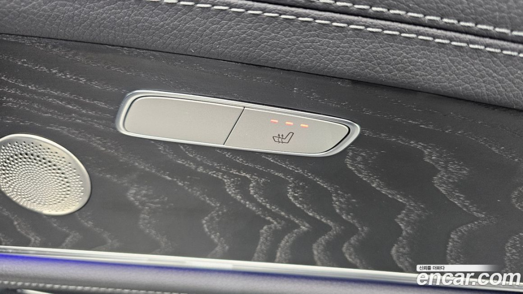 Mercedes-Benz E-Class E220d 4MATIC AMG Line, 2022