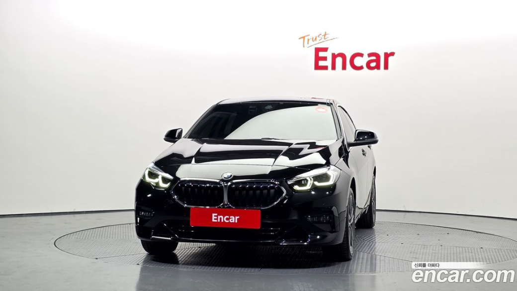 BMW 2-Series 220i Sport, 2024