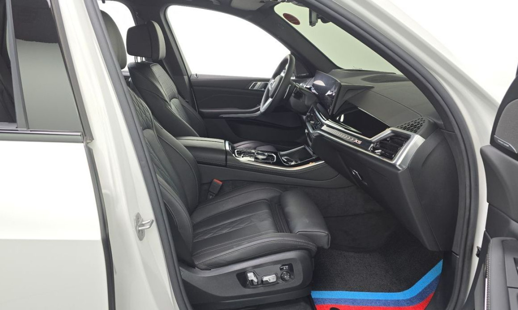 BMW X5 xDrive 40i M Sport, 2025