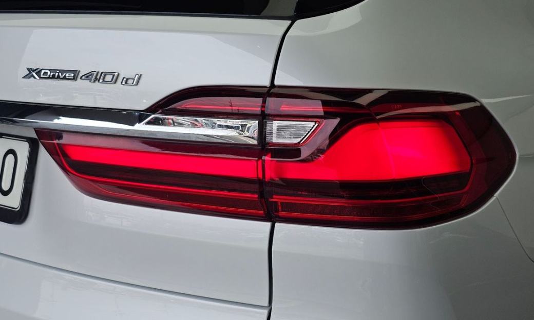BMW X7 xDrive 40d M Sport 6STR, 2022
