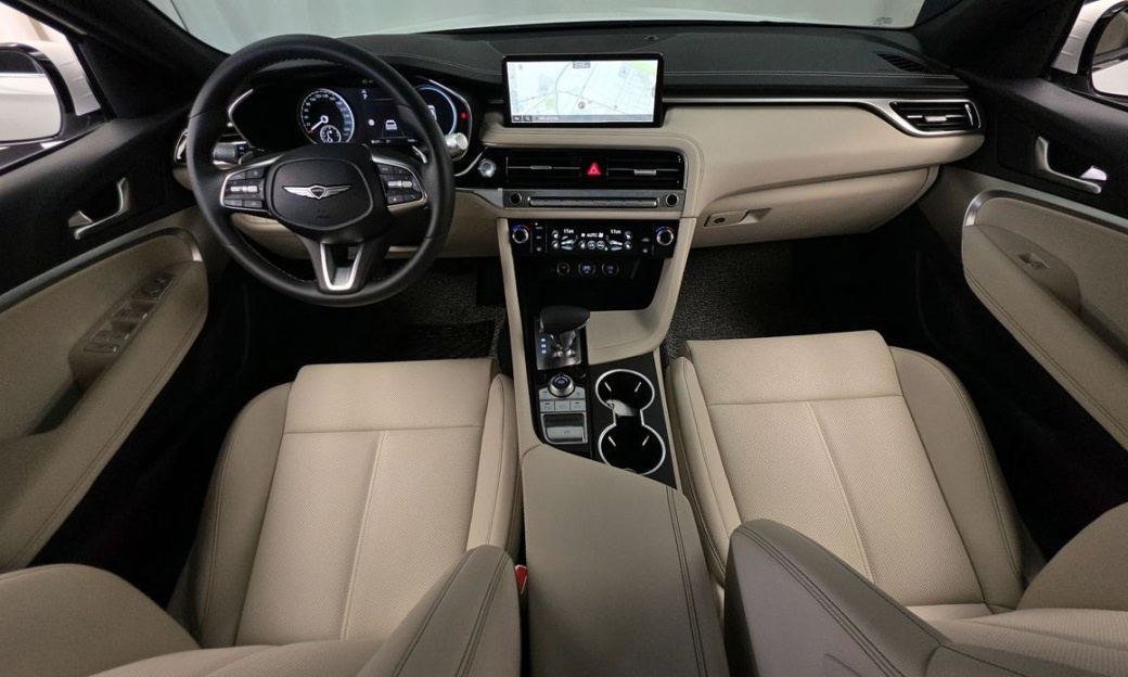 Genesis G70 Gasoline 2.5T 2WD, 2025