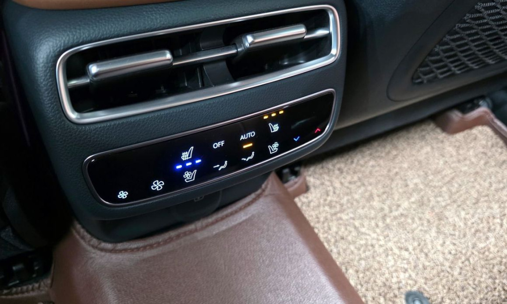 Genesis GV70 2.5T Gasoline AWD, 2025