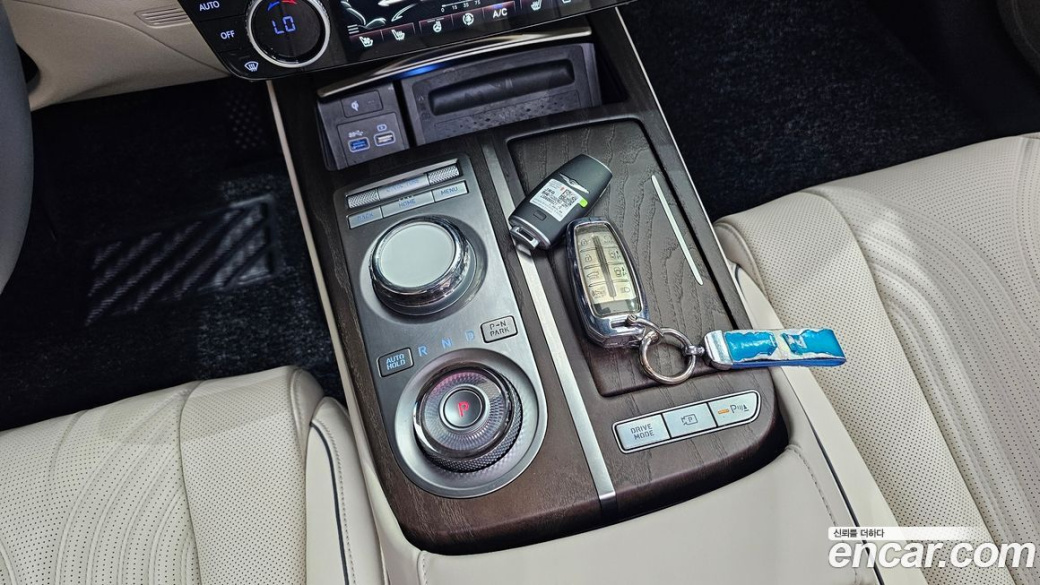 Genesis G80 Gasoline 2.5 Turbo AWD, 2024