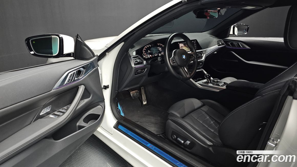 BMW 4-Series 420i M Sport Convertible, 2023