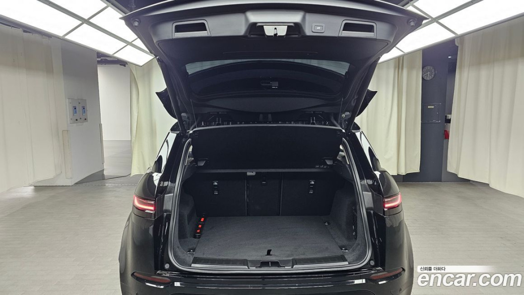 Land Rover Range Rover Evoque P250 S, 2025