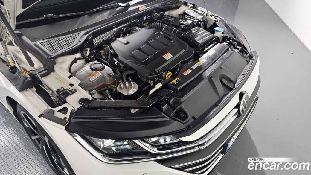 Volkswagen Arteon 2.0 TDI R-LIINE 4Motion, 2022