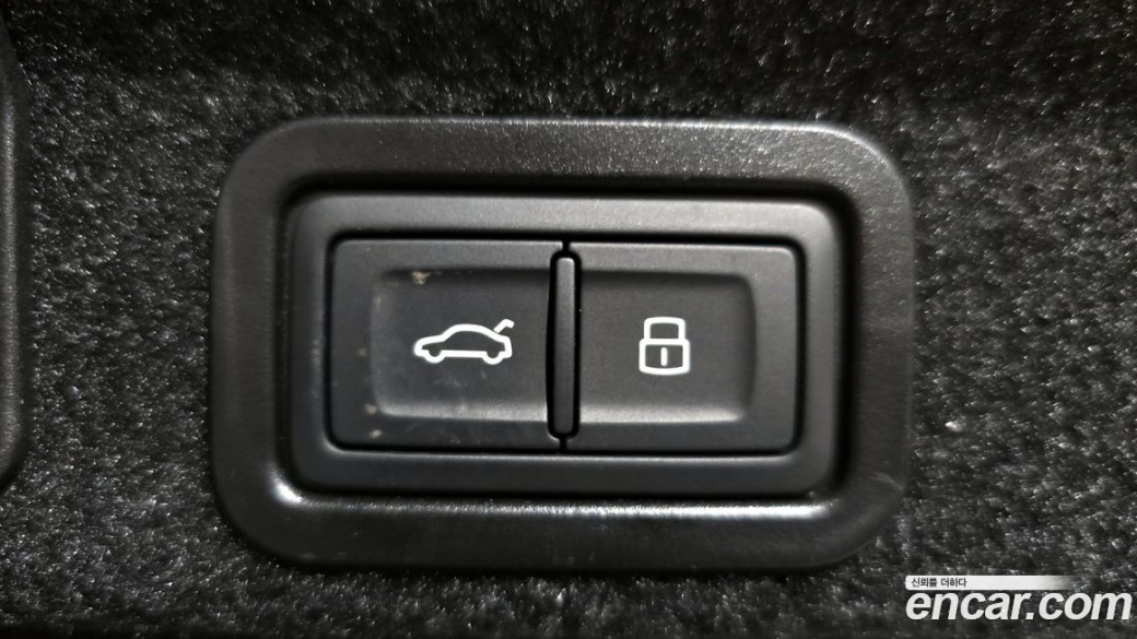 Audi A6 45 TFSI Quattro Premium, 2023