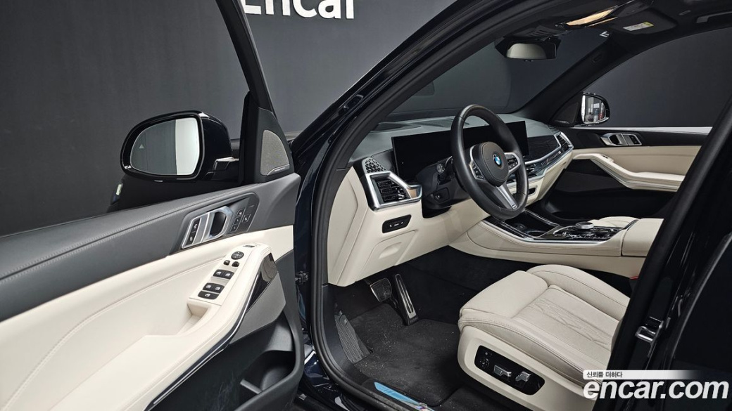 BMW X5 xDrive 30d M Sport, 2025