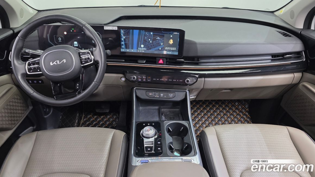 Kia Carnival 9-Seater Signature, 2025