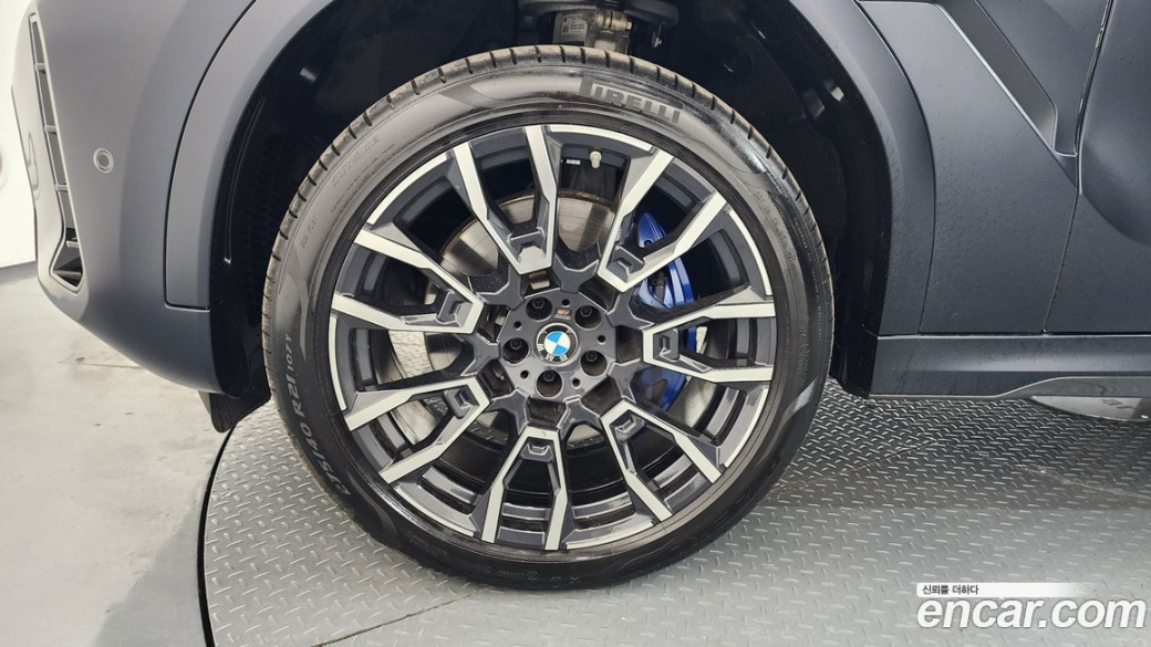 BMW X6 xDrive40i M Sport, 2024