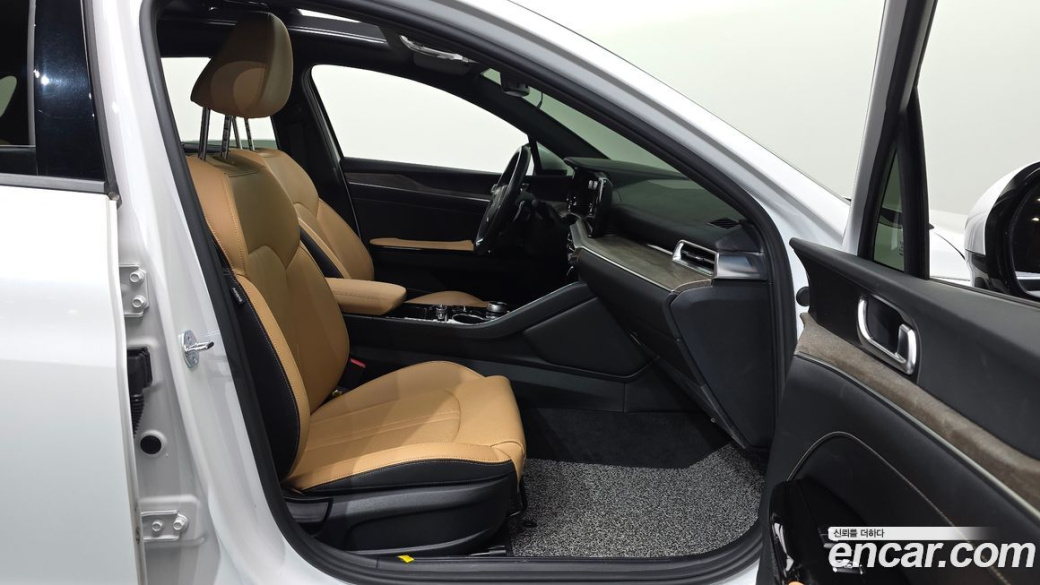 Kia K5 2.0, 2023