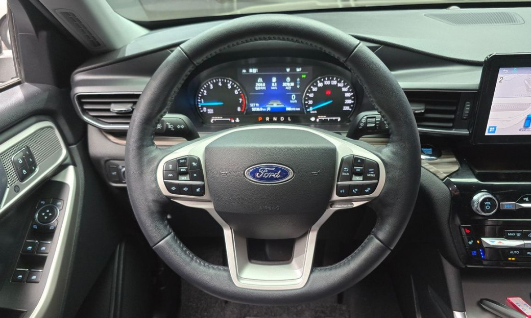Ford Explorer 2.3 LimIted 4WD, 2022