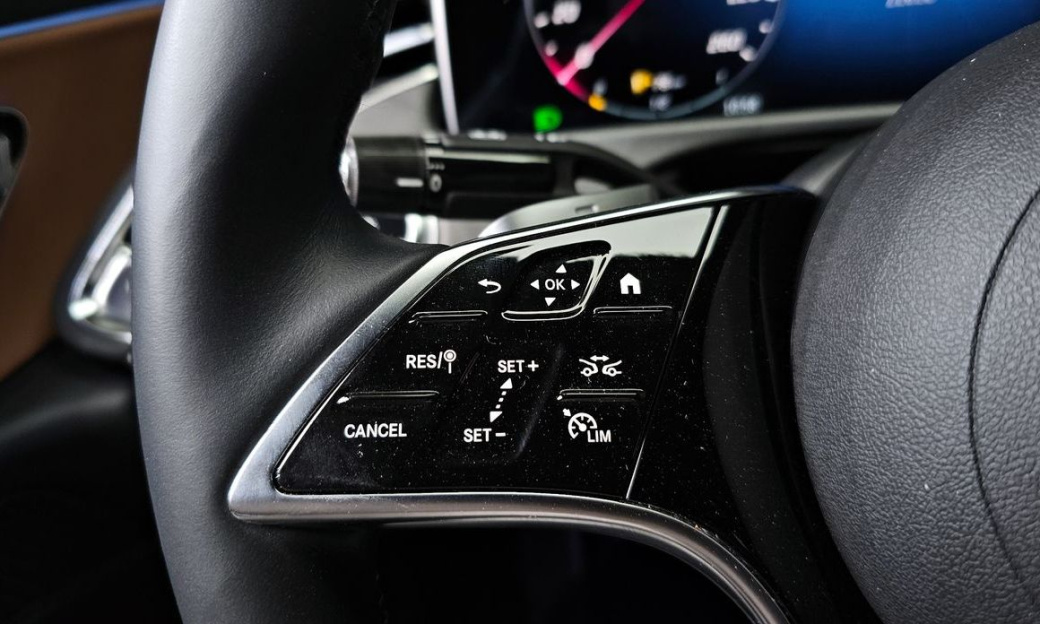 Mercedes-Benz E-Class E200 Avantgarde, 2024