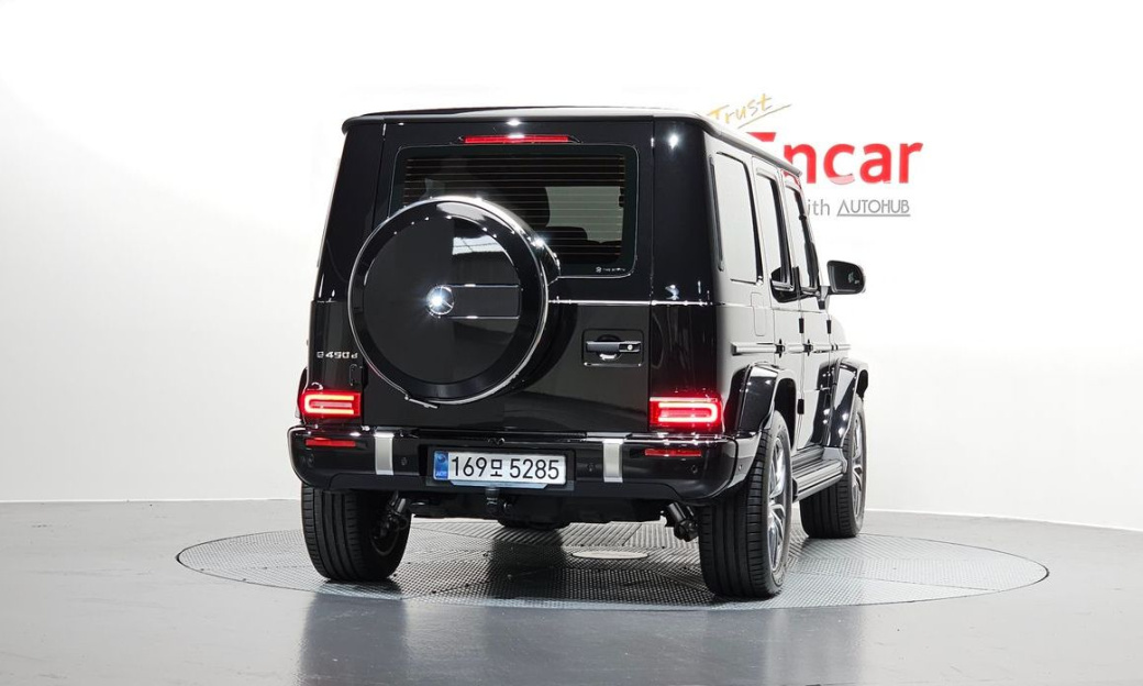 Mercedes-Benz G-Class G450d, 2025