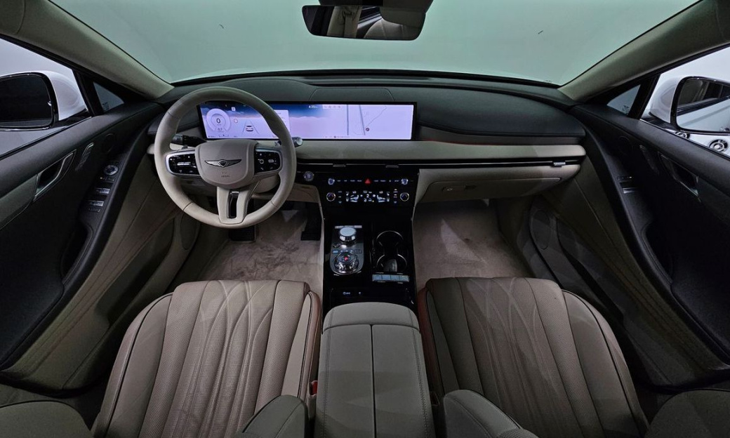 Genesis G80 Gasoline 2.5 Turbo 2WD, 2025