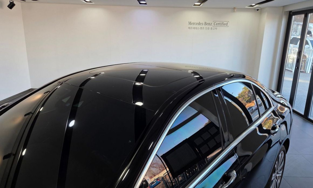 Mercedes-Benz E-Class E350 4MATIC Exclusive, 2023