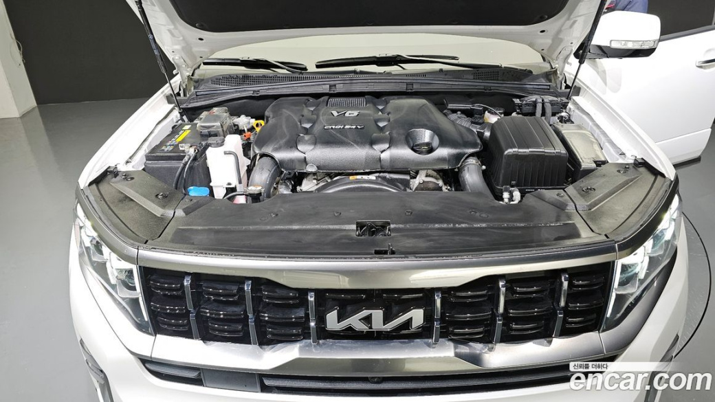 Kia Mohave Diesel 3.0 4WD 6-Seater, 2023