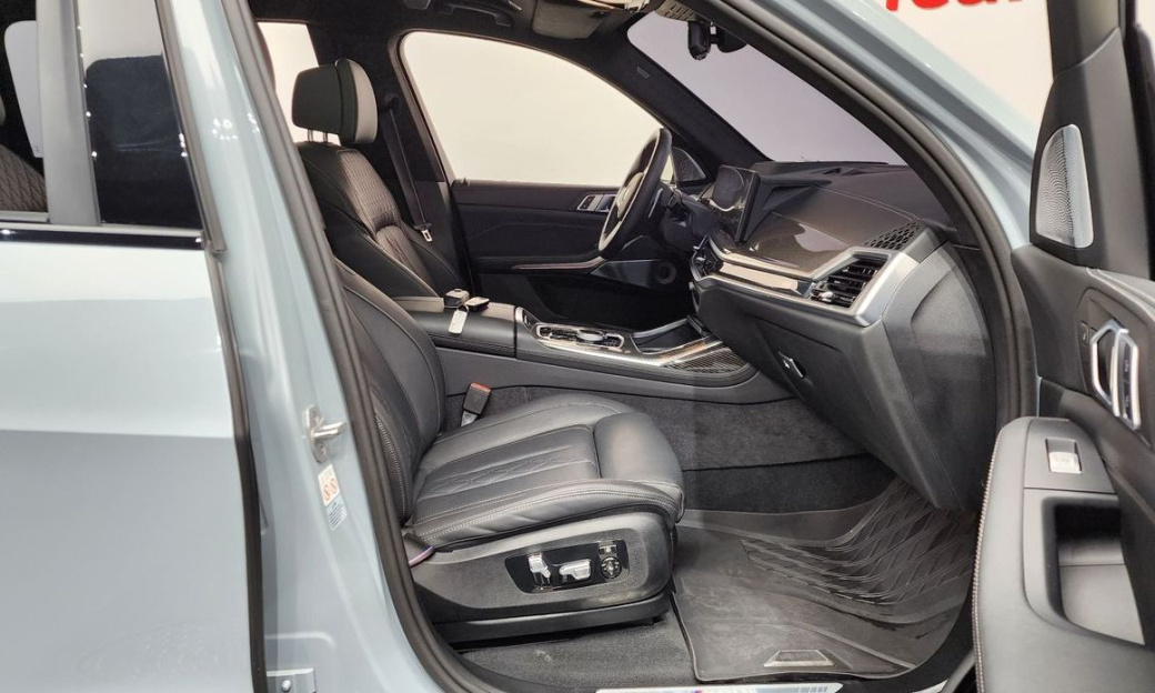 BMW X7 M60i xDrive M sport 6STR, 2024