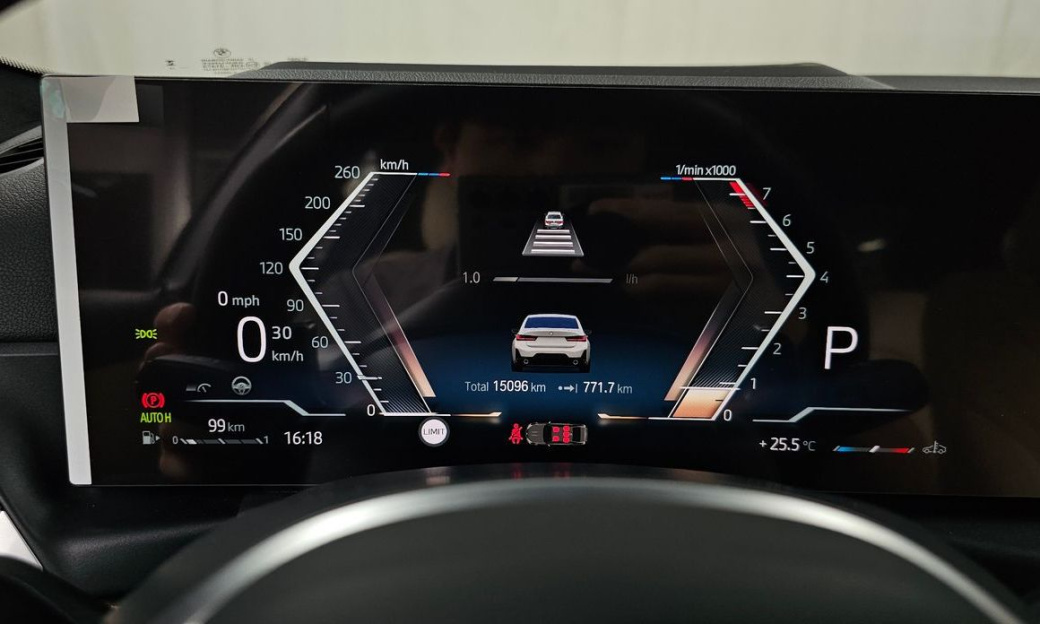 BMW 3-Series 320i M Sport, 2024