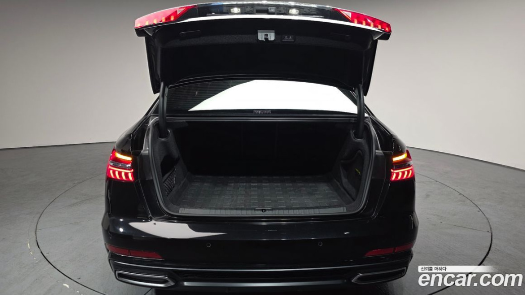 Audi A6 45 TFSI Premium, 2023