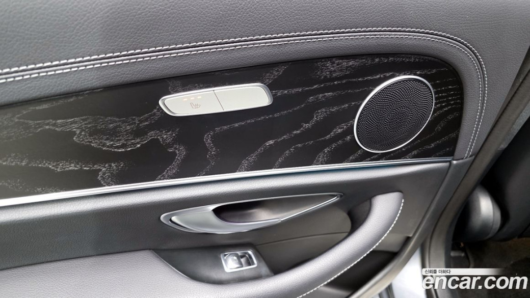 Mercedes-Benz E-Class E250 AMG Line, 2023