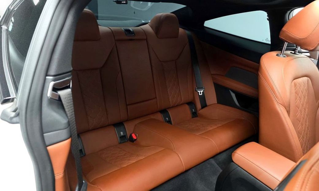 BMW 4-Series M440i xDrive Coupe, 2024