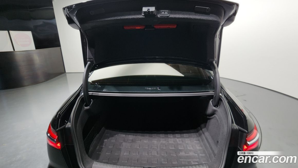 Audi A6 45 TFSI Quattro Premium, 2023