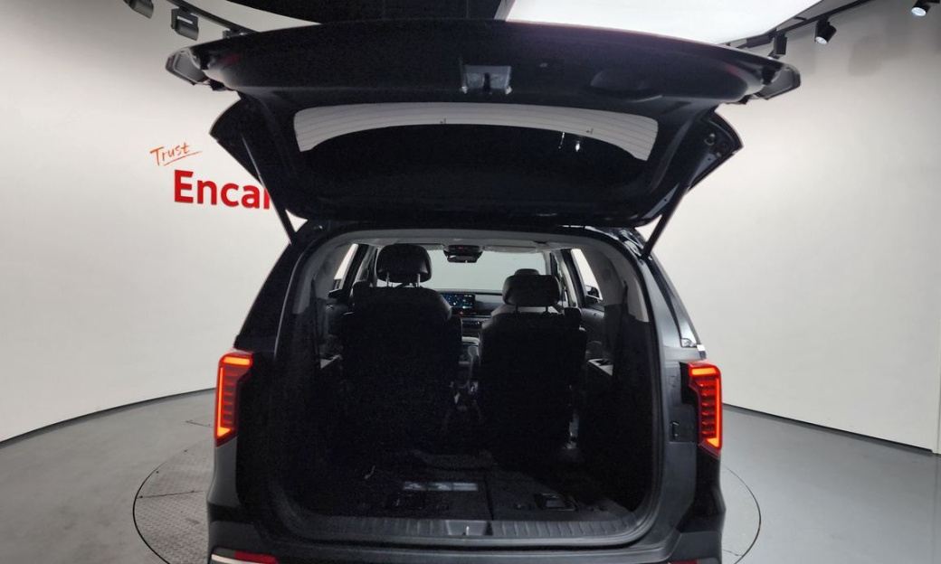 Kia Carnival 7-Seater Noblesse, 2025
