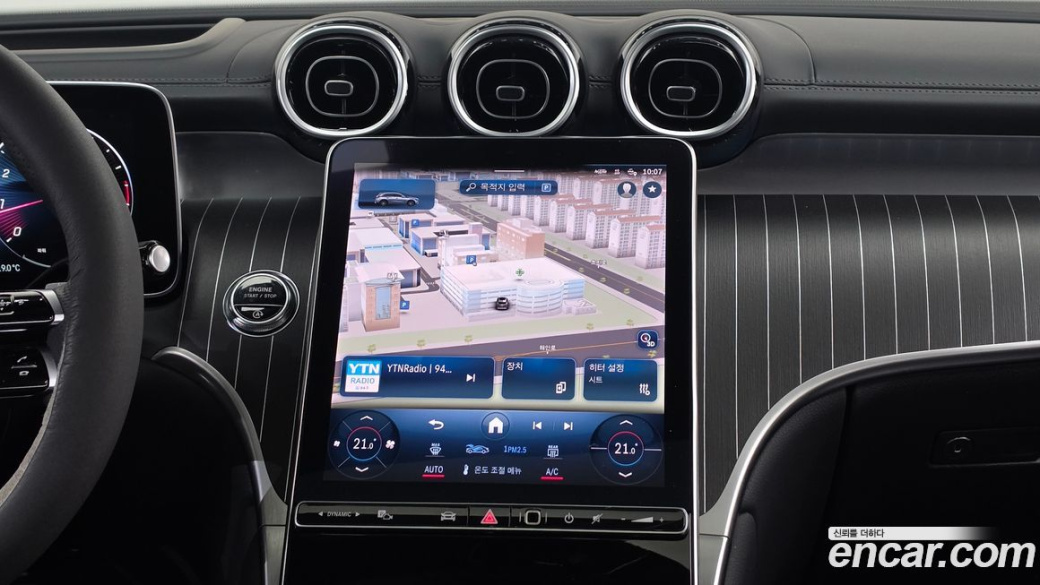 Mercedes-Benz GLC-Class GLC300 4MATIC AMG Line, 2024