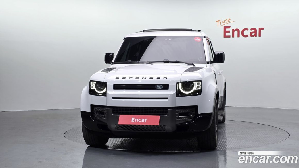 Land Rover Defender 110 P300 X-Dynamic SE, 2022