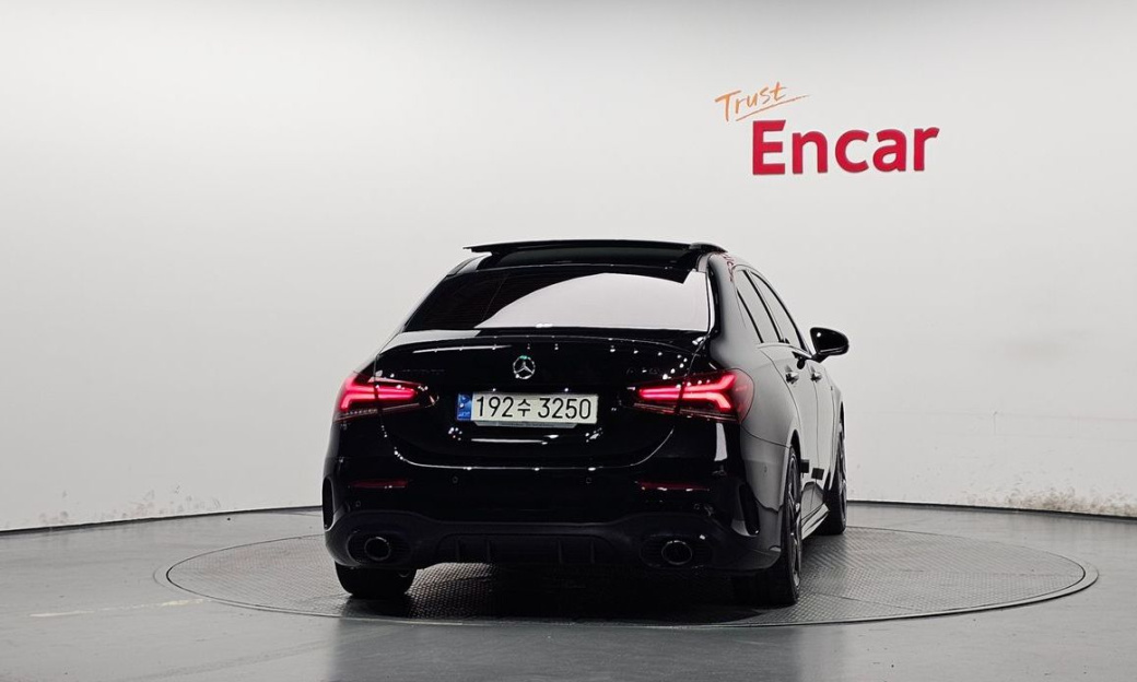 Mercedes-Benz A-Class AMG A35 4MATIC Sedan, 2022