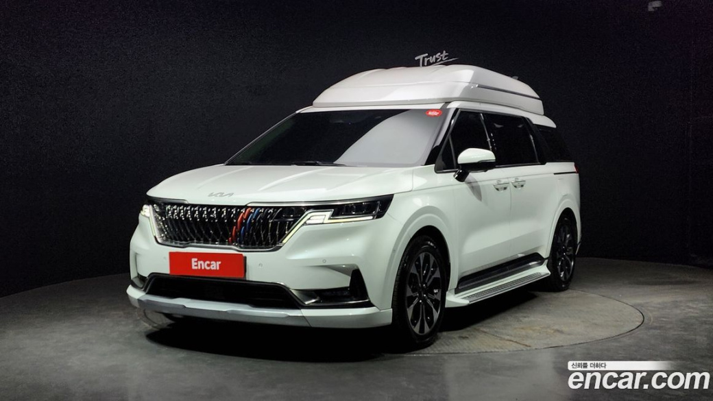 Kia Carnival 7-Seater Hi-Limousine, 2022