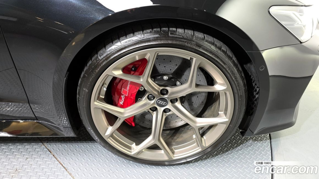 Audi RS7 4.0 TFSI Quattro Performance, 2025