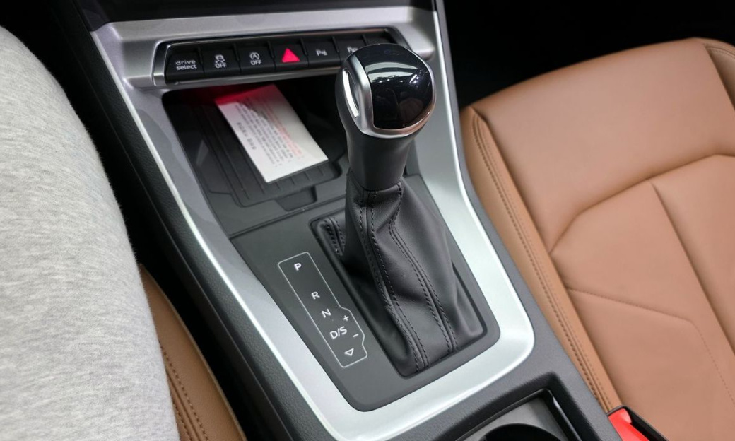 Audi Q3 40 TFSI Quattro, 2025