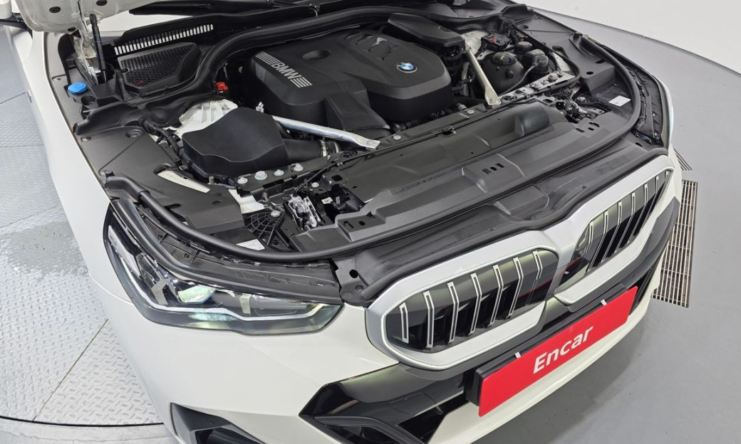 BMW 5-Series 530i xDrive M Sport, 2024