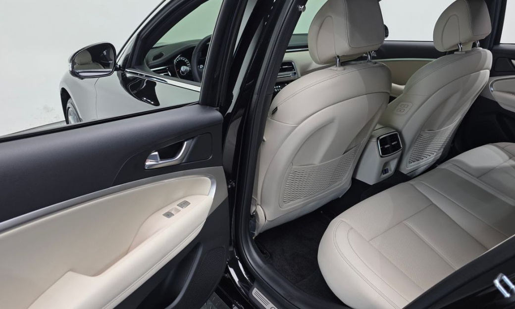 Genesis G70 Gasoline 2.5T 4WD, 2024