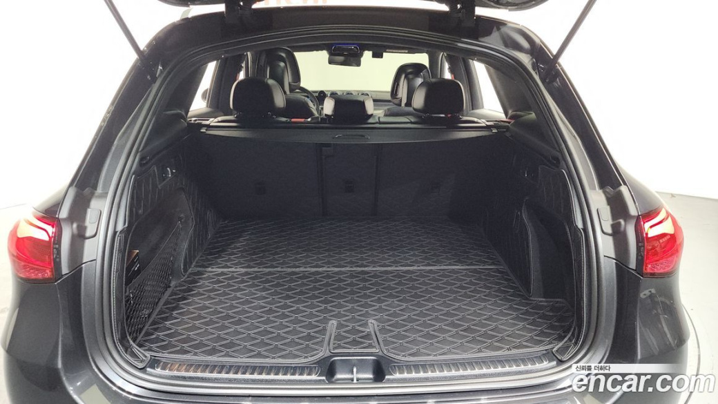 Mercedes-Benz GLC-Class AMG GLC43 4MATIC, 2024