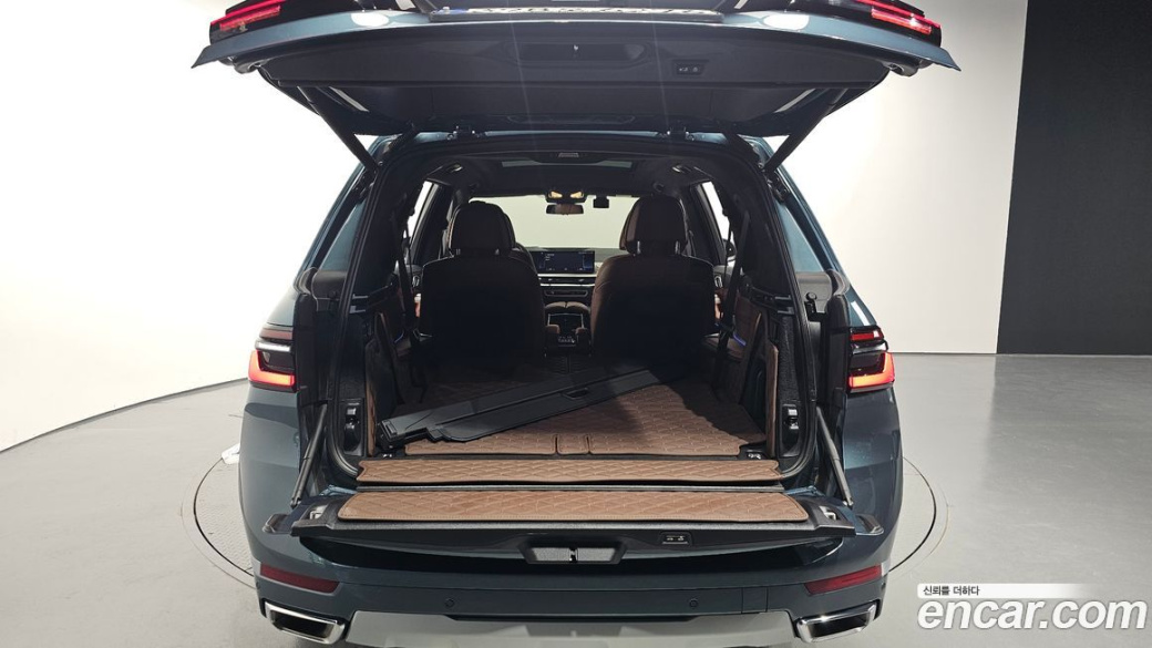 BMW X7 xDrive 40i Design Pure Excellence 6-Seater, 2023