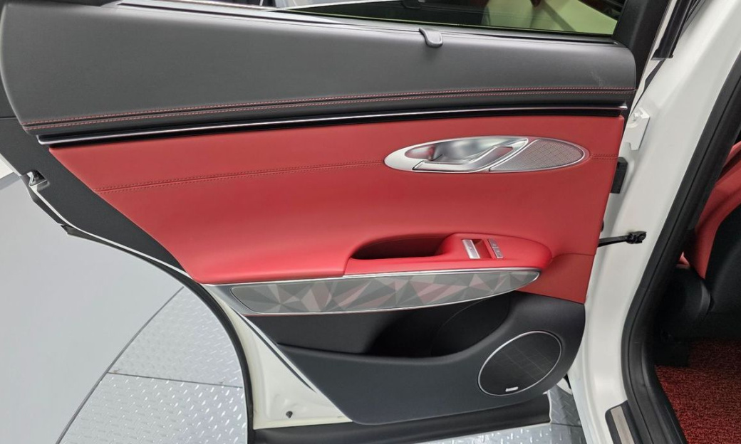 Genesis GV70 2.5T Gasoline AWD, 2024