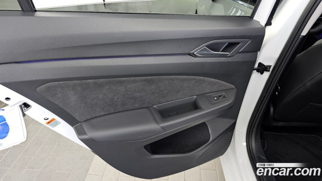 Volkswagen Golf 2.0 TDI Prestige, 2025