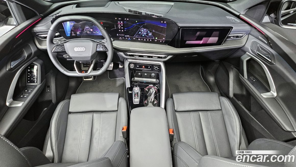 Audi Q5 40 TDI Quattro S Line, 2025