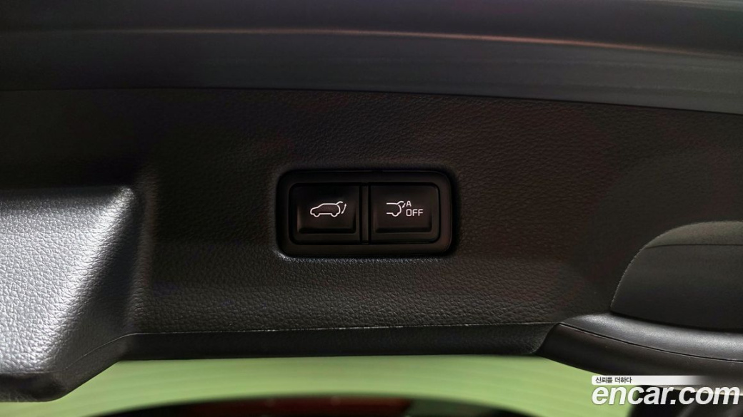 Kia Carnival 9-Seater Signature, 2023